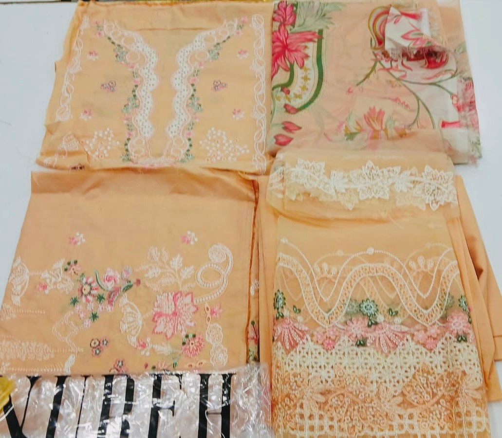 Nureh Riaz Arts Luxury Embroidered 3pc -2