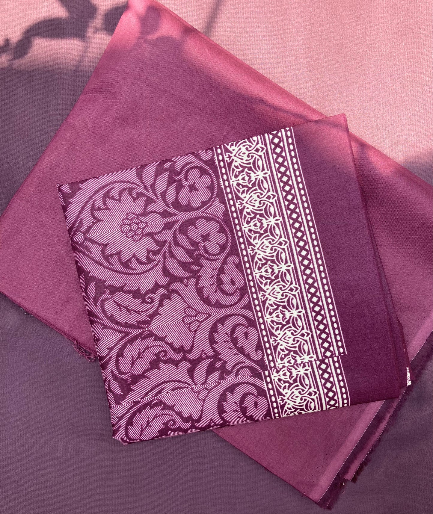 Beechtree 2-Piece Unstitched Lawn Suit