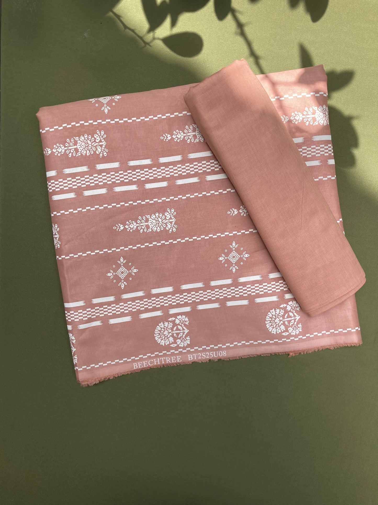 Beechtree 2-Piece Unstitched Lawn Suit