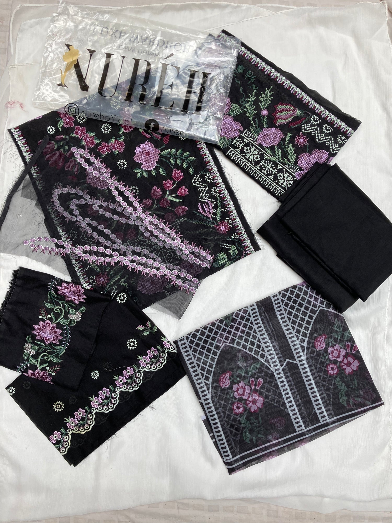 Nureh Viscoss Collection