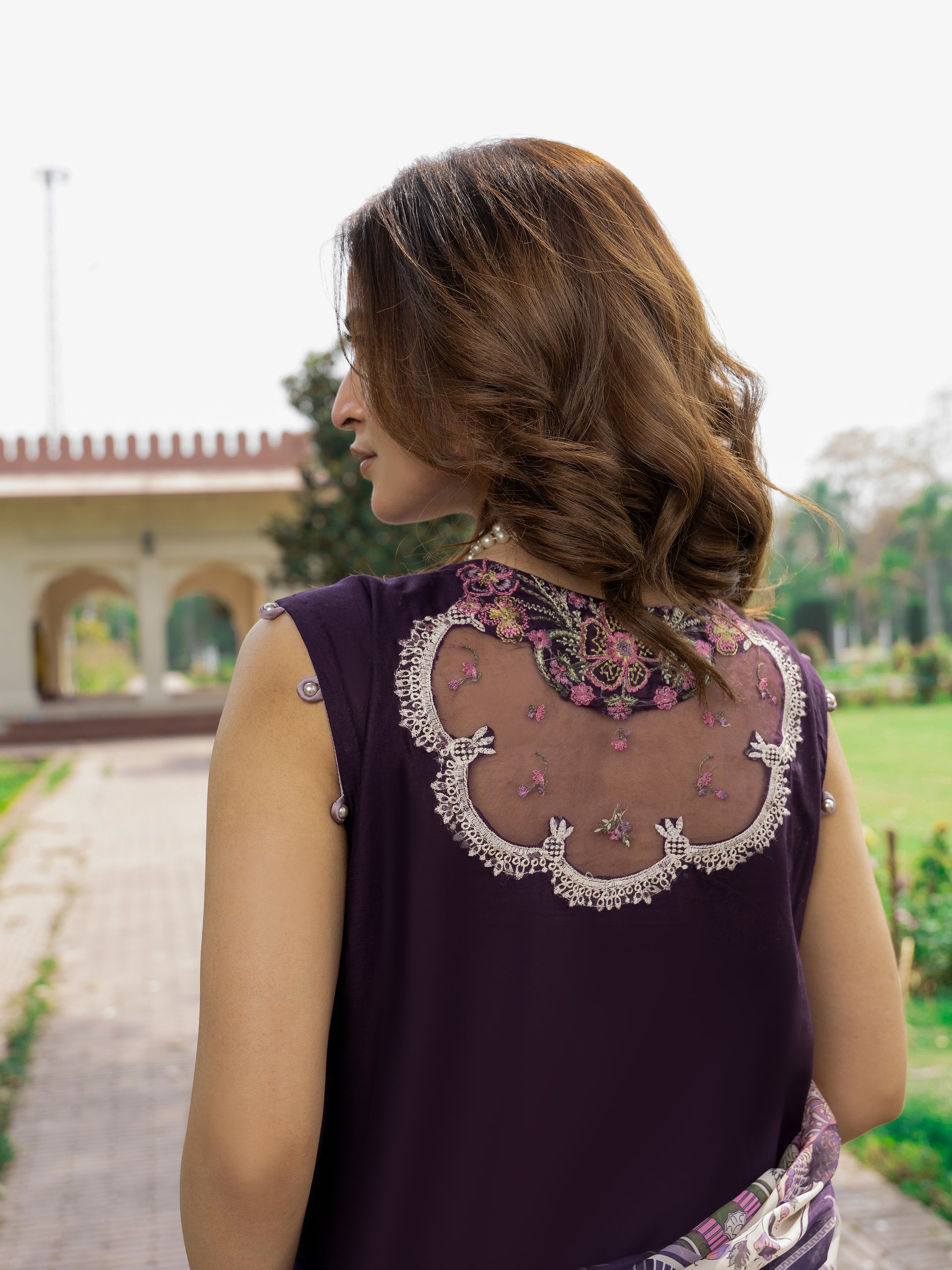 Royal Plum 3PC suit back view – Wirsa embroidered lawn 2026