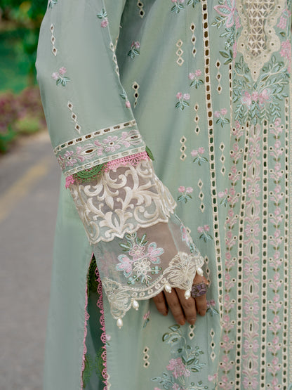 Blush Pistachio premium lawn suit embroidery detail Wirsa fabric Pakistan