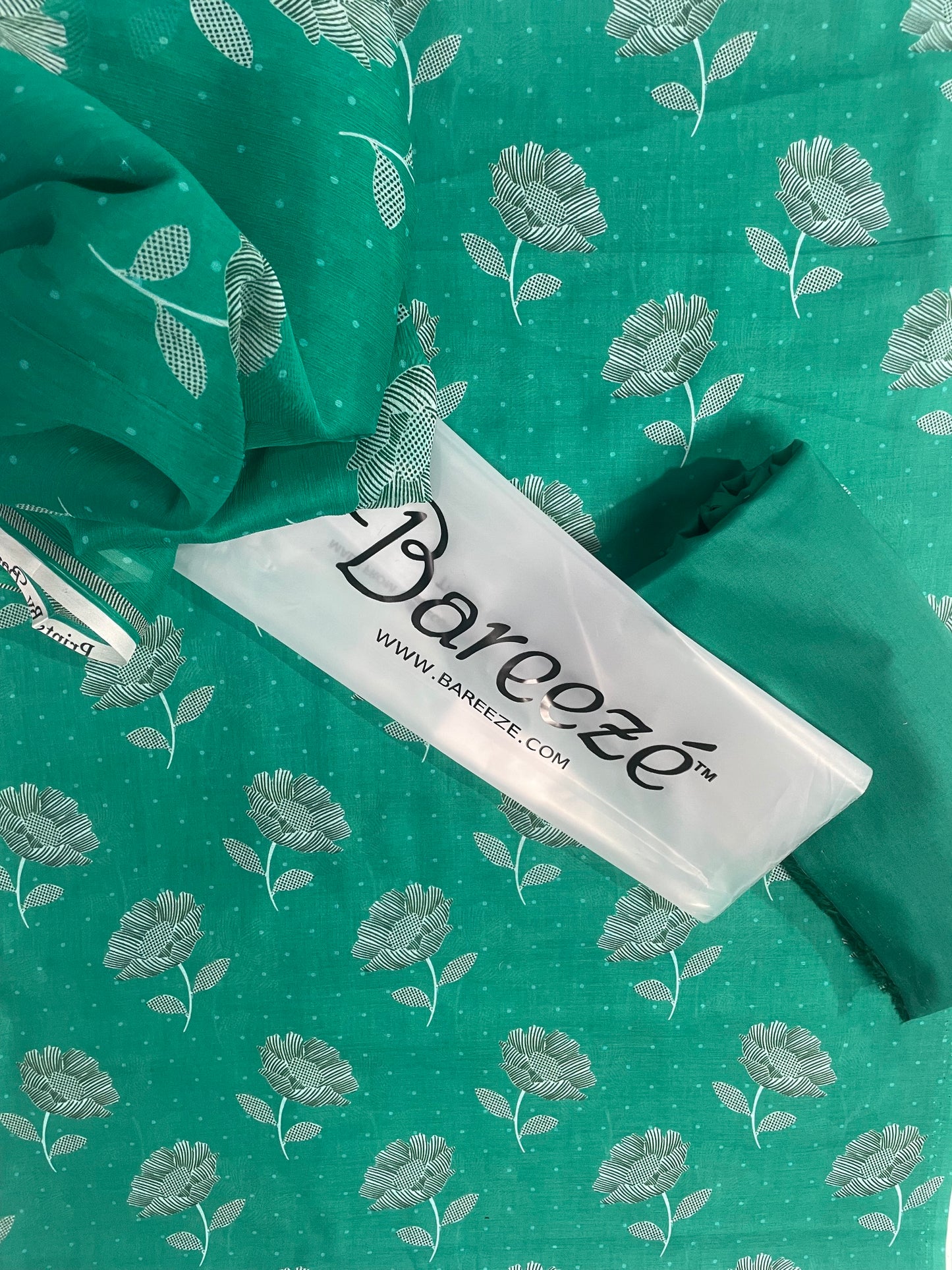 Bareeze Printed 3pc Suite with Chiffon Dupatta