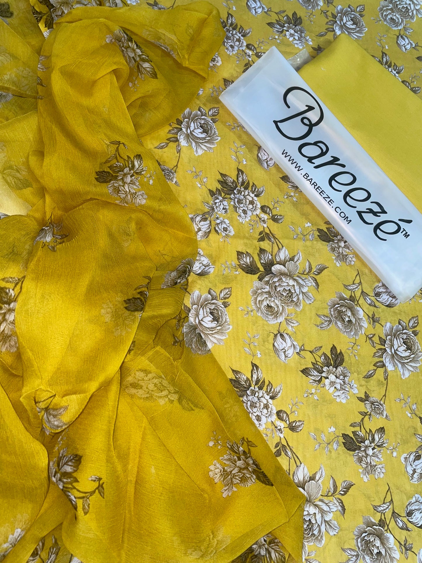 Bareeze Printed 3pc Suite with Chiffon Dupatta - Design 3