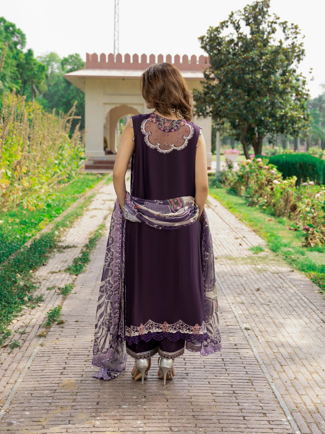 Royal Plum Back Neckline Close-Up – Sheer Cutwork Panel with Floral Embroidery and Pearl Buttons on Deep Purple Lawn | Wirsa